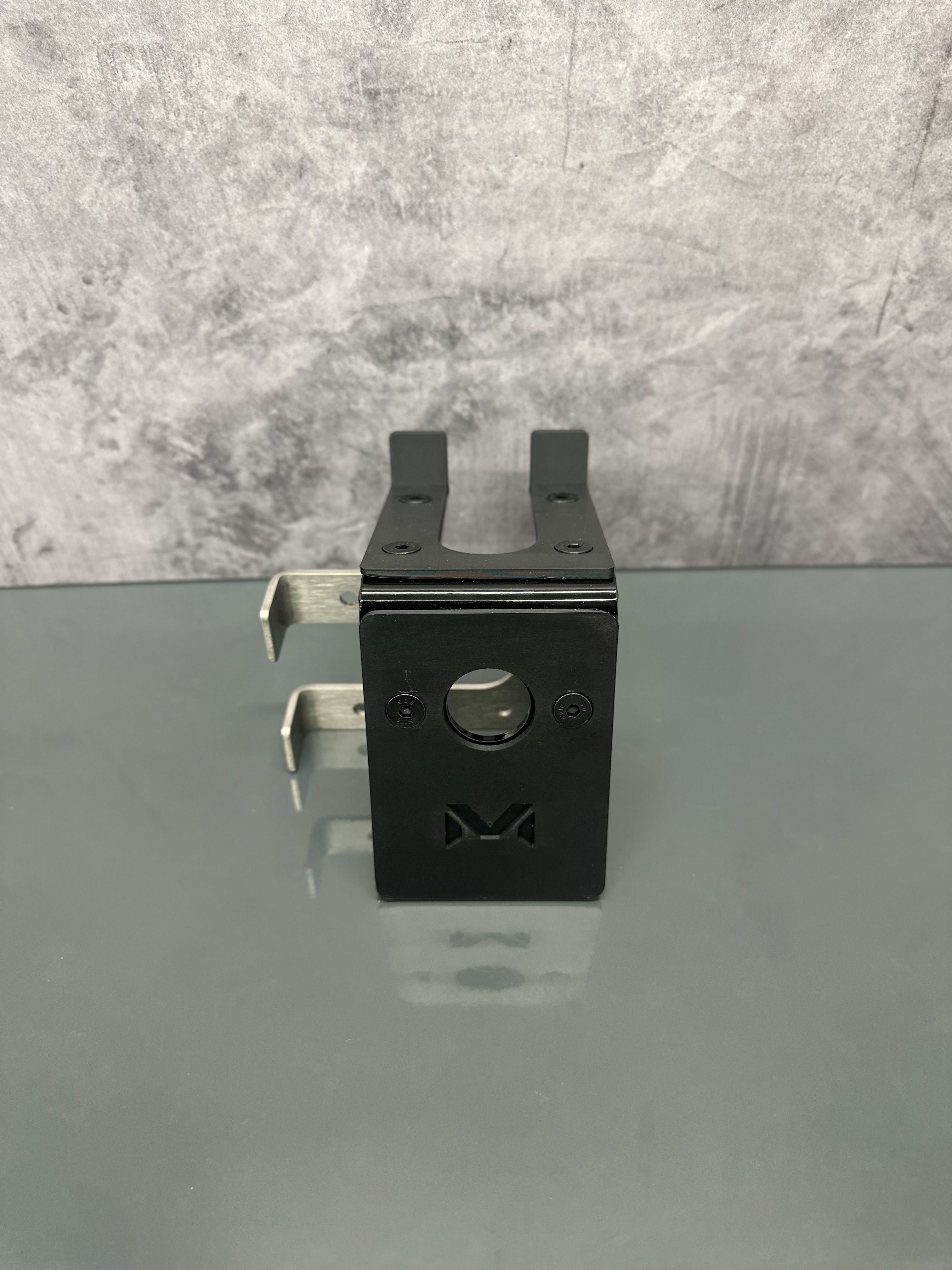 THE STRONGHOLD - Vertical Barbell Mount
